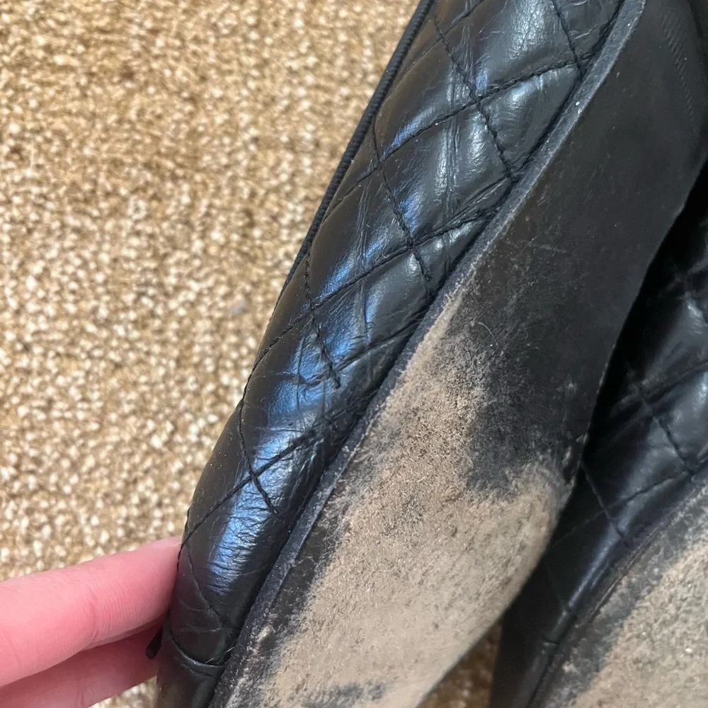 CHANEL Black Quilted Flats - Picture 9 of 10